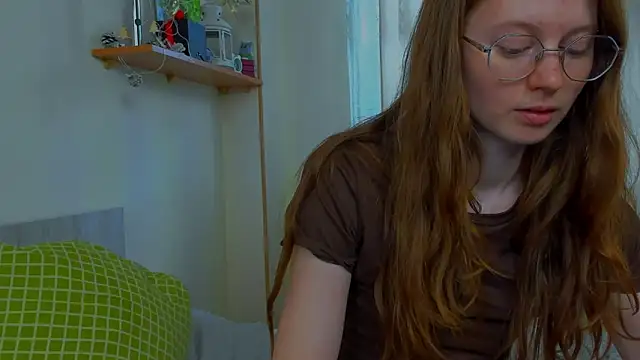 Fire Luna online show from March 25, 9:04 am