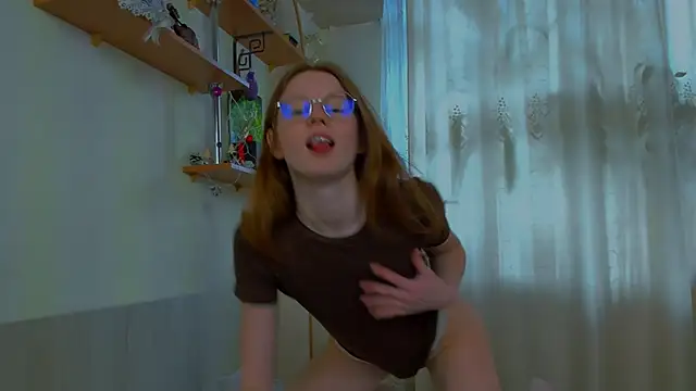 Fire Luna online show from March 26, 9:15 am