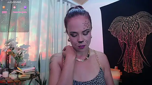 AmaRiv online show from October 30, 3:30 am