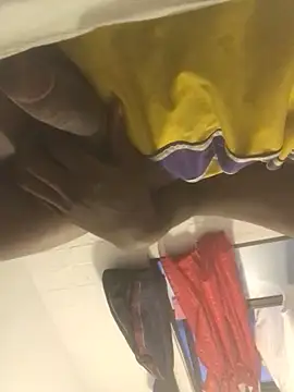 Snapshot of blessed-down3there chatting on October 24, 12:08 am blessed-down3there online show from October 24, 12:08 am