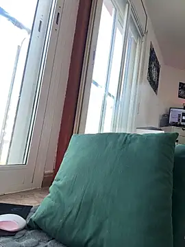 AlaskaLover online show from April 4, 8:12 am