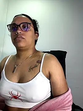 angela angels  online show from October 28, 3:21 am