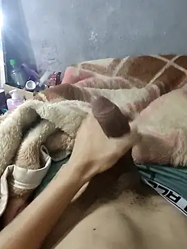 Snapshot of Juliano69xv chatting on October 28, 12:30 pm Juliano69xv online show from October 28, 12:30 pm