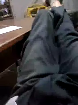 Snapshot of Juliano69xv chatting on November 16, 10:26 pm Juliano69xv online show from November 16, 10:26 pm