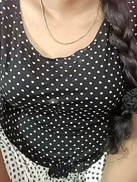 tamil-varshu online show from December 2, 4:53 pm