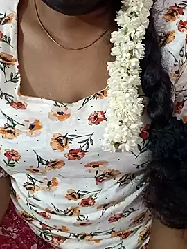 tamil-varshu online show from December 3, 7:00 pm