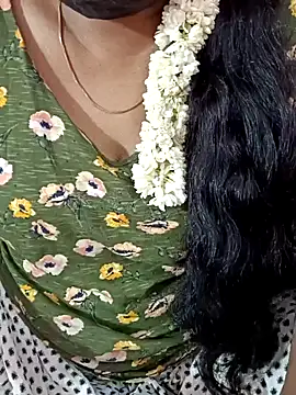 tamil-varshu online show from December 9, 4:15 pm