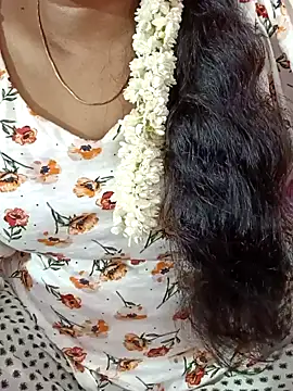 tamil-varshu online show from December 14, 3:25 pm