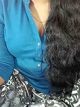 tamil-varshu online show from January 22, 3:40 pm