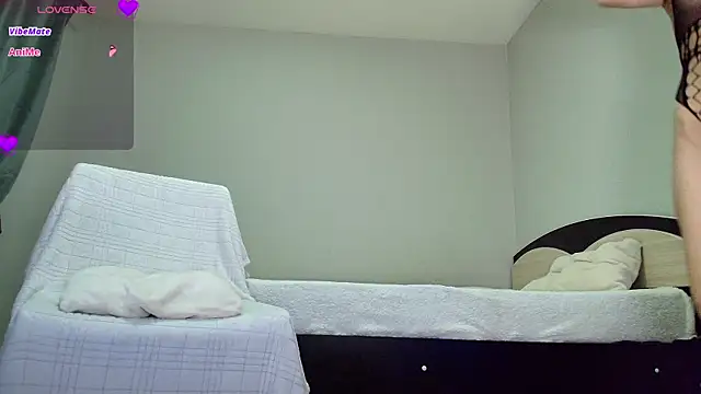 Snapshot of kyliejo18 chatting on January 17, 3:34 am kyliejo18 online show from January 17, 3:34 am