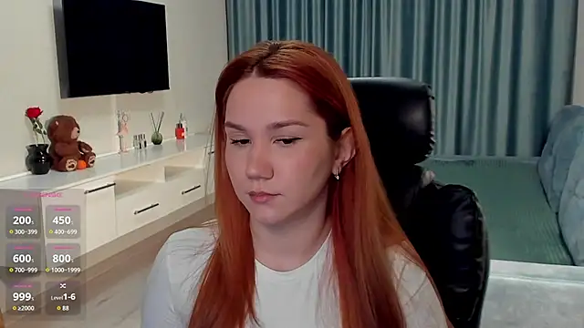 Snapshot of VasilisaHaas chatting on February 3, 8:36 pm VasilisaHaas online show from February 3, 8:36 pm