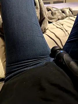 Ana-05 online show from October 13, 5:24 pm