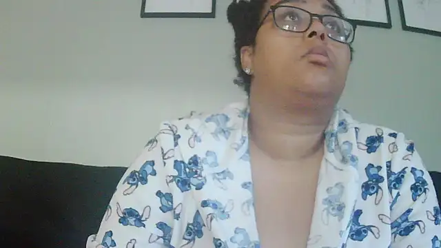 vanilla chocolate23 online show from November 10, 8:46 am