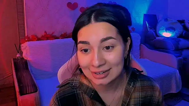 Swee Alicee online show from March 14, 7:03 am