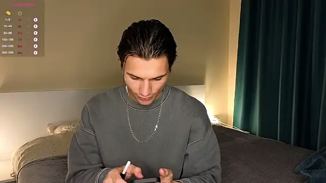 denlover1 online show from April 7, 4:07 pm