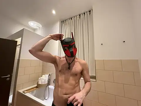 manforhotfun online show from April 4, 2:03 pm