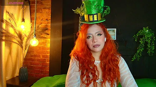 sahra taylor  online show from March 17, 4:43 pm