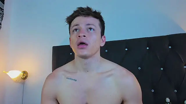 Angel Cuervo online show from January 23, 2:02 am