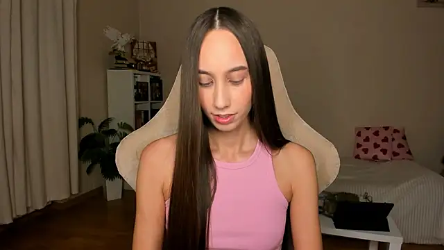 Snapshot of your_emily_ chatting on October 23, 7:23 pm your emily online show from October 23, 7:23 pm