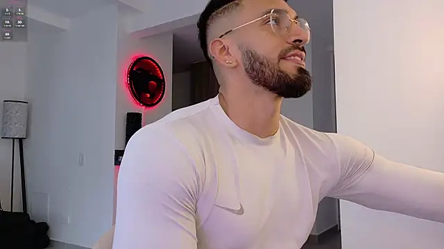 tony muscle online show from November 20, 9:25 pm