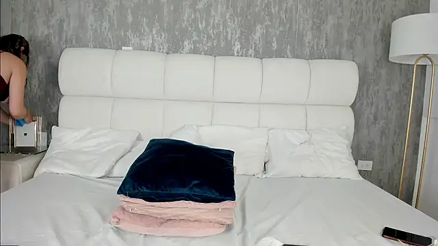 mayragonzpe   online show from March 2, 9:32 pm