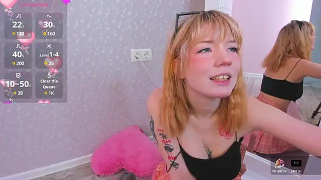 Linablueeyed online show from March 14, 7:59 am