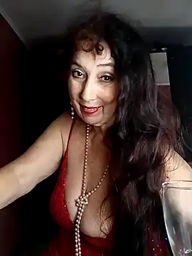 GypsyEsmeralda online show from December 31, 12:15 pm