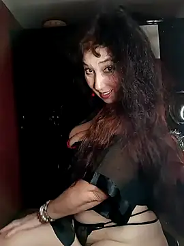 GypsyEsmeralda online show from January 1, 5:44 pm