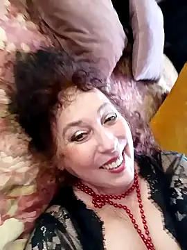 GypsyEsmeralda online show from January 4, 9:32 am