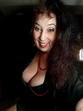 GypsyEsmeralda online show from January 17, 3:32 pm