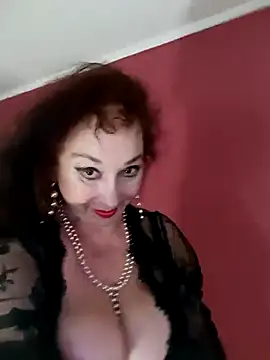 GypsyEsmeralda online show from March 14, 6:07 pm