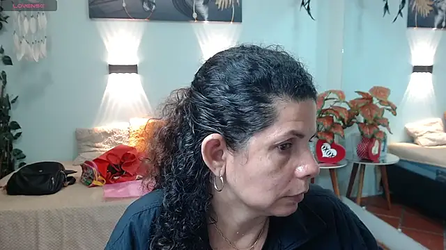 Snapshot of sila_bolum chatting on February 21, 12:55 am sila bolum online show from February 21, 12:55 am