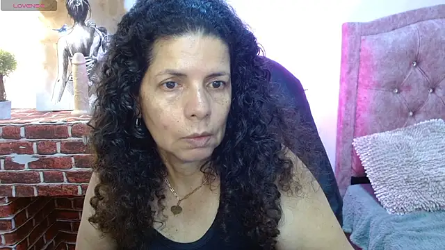 Snapshot of sila_bolum chatting on February 24, 1:14 am sila bolum online show from February 24, 1:14 am