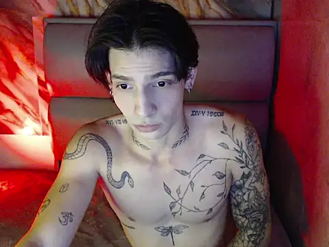 Apolo Hidalgo01 online show from October 15, 10:54 pm