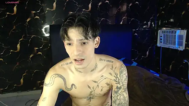 Apolo Hidalgo01 online show from June 15, 9:39 pm