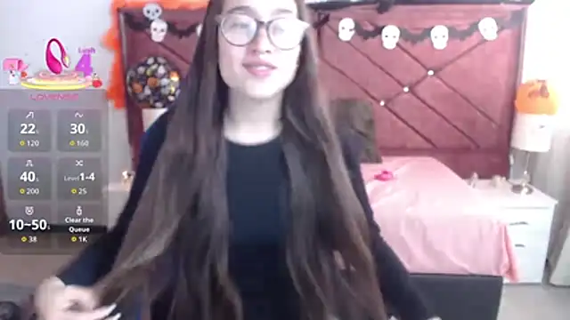 Snapshot of zoe_sweet5 chatting on October 26, 3:40 pm zoe sweet5 online show from October 26, 3:40 pm