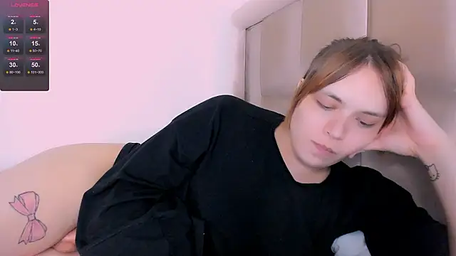 fem to online show from February 27, 7:58 pm