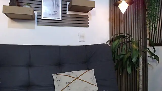 Snapshot of rihannagil chatting on January 19, 3:21 am rihannagil online show from January 19, 3:21 am