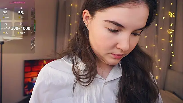 Snapshot of CathrynDail chatting on February 5, 7:07 pm CathrynDail online show from February 5, 7:07 pm