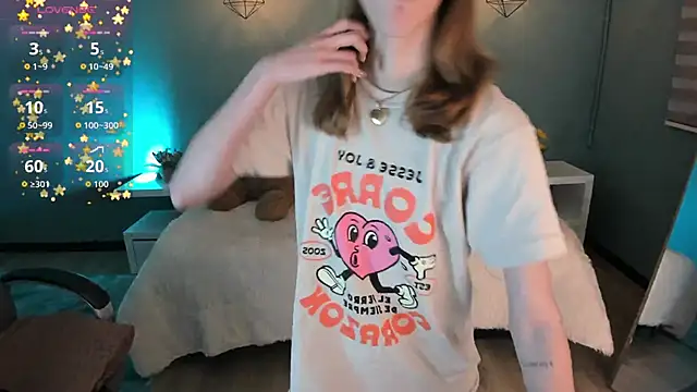 Nora Vennucci online show from October 11, 7:56 pm