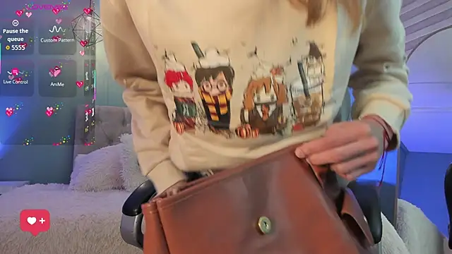 Snapshot of Nora_Vennucci chatting on February 20, 7:36 pm Nora Vennucci online show from February 20, 7:36 pm