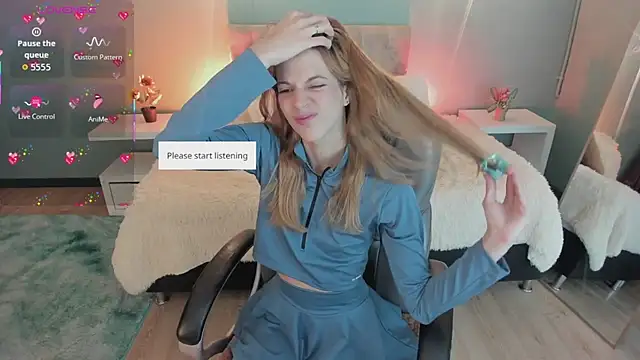 Snapshot of Nora_Vennucci chatting on February 27, 8:31 pm Nora Vennucci online show from February 27, 8:31 pm