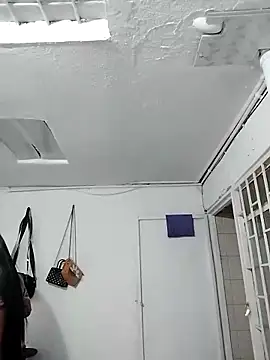Pussycat 9999 online show from December 10, 7:43 pm