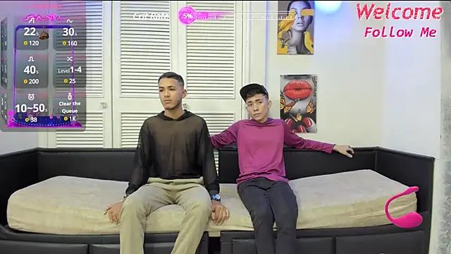StrawwBoys online show from December 8, 2:39 am