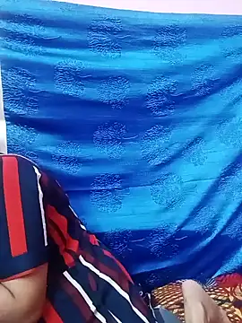 Cute-Simmi online show from February 1, 6:40 pm