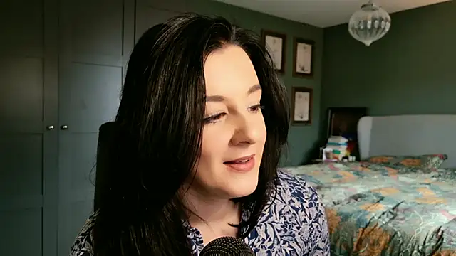 flatwhite0 online show from February 20, 10:05 am