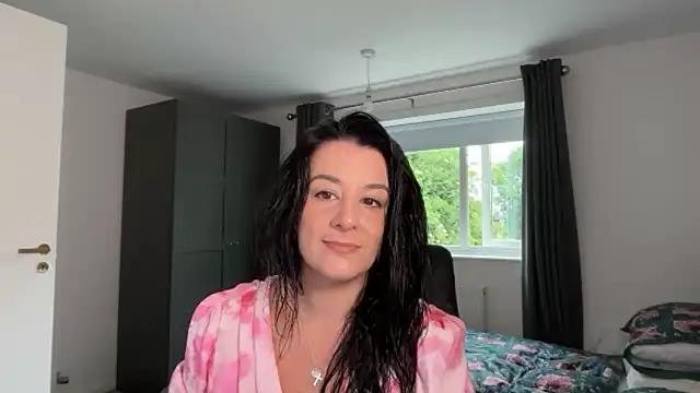 flatwhite0 online show from June 18, 7:41 am