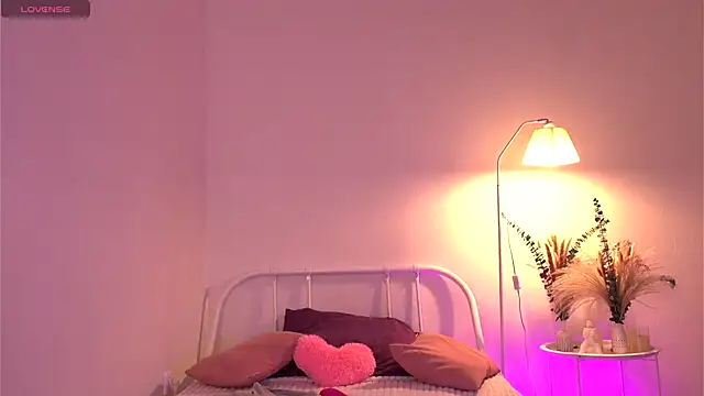 tender babyy online show from October 3, 12:57 pm