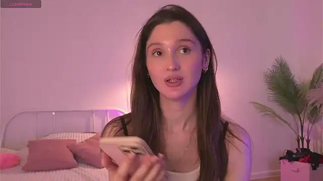 tender babyy online show from October 8, 2:04 pm