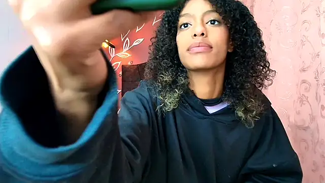 Zia Green online show from January 23, 12:09 pm